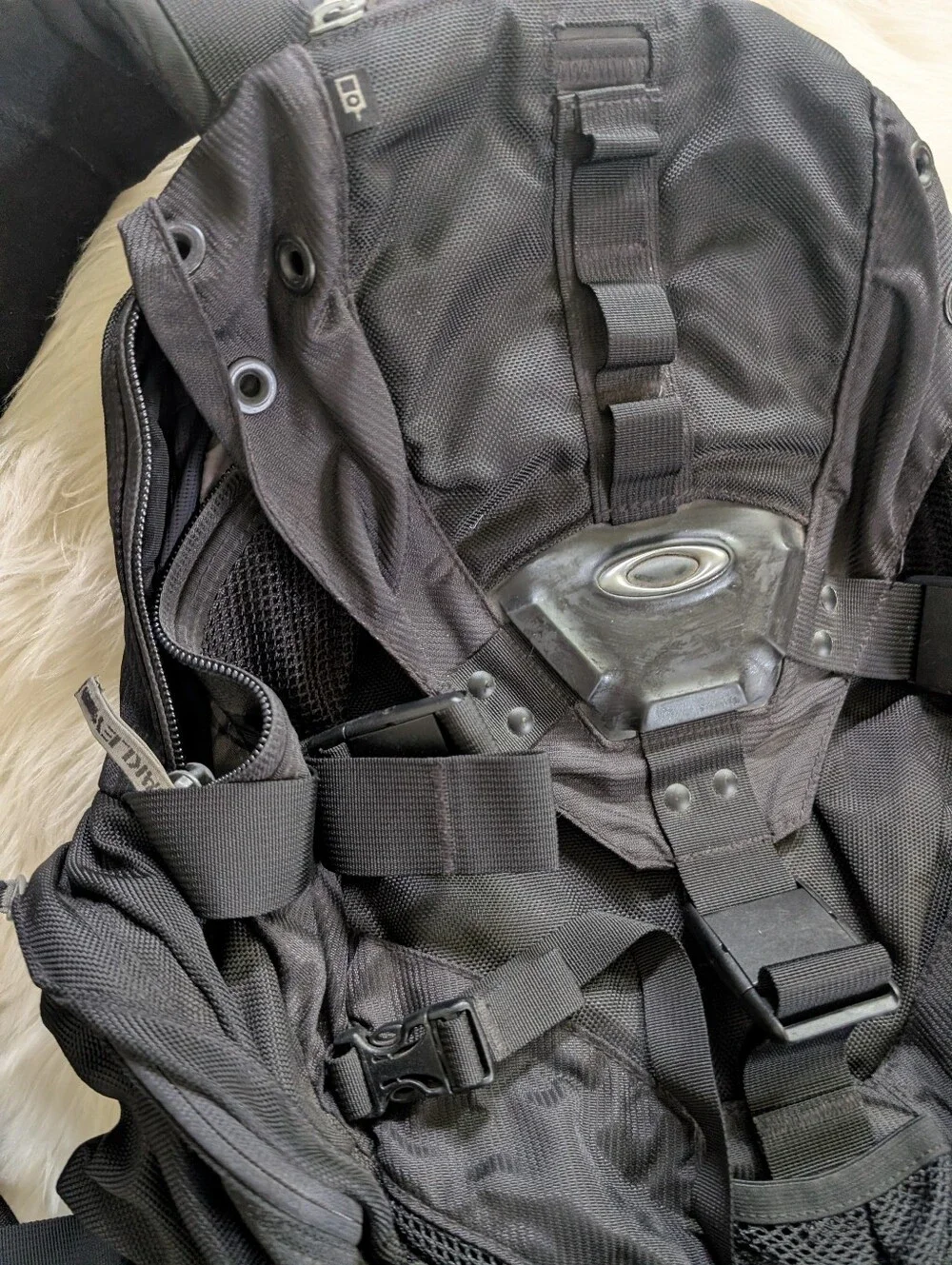Vintage Y2K Oakley Icon Backpack Black Tactical Utility Laptop Travel Bag